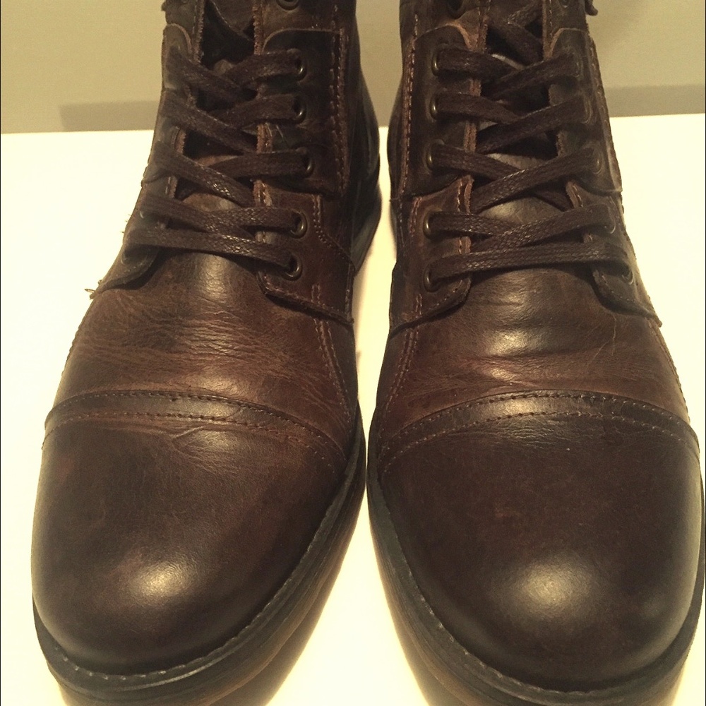 Bullboxer Brosus cap toe boot